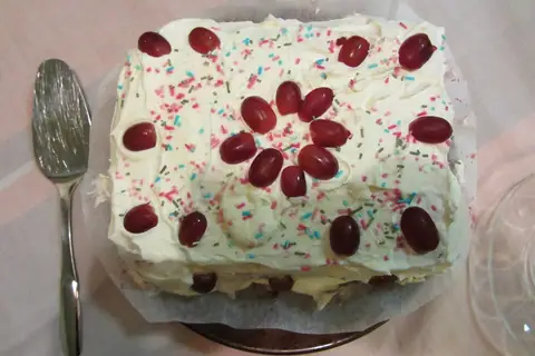 Shiraz market & bakery photo 4